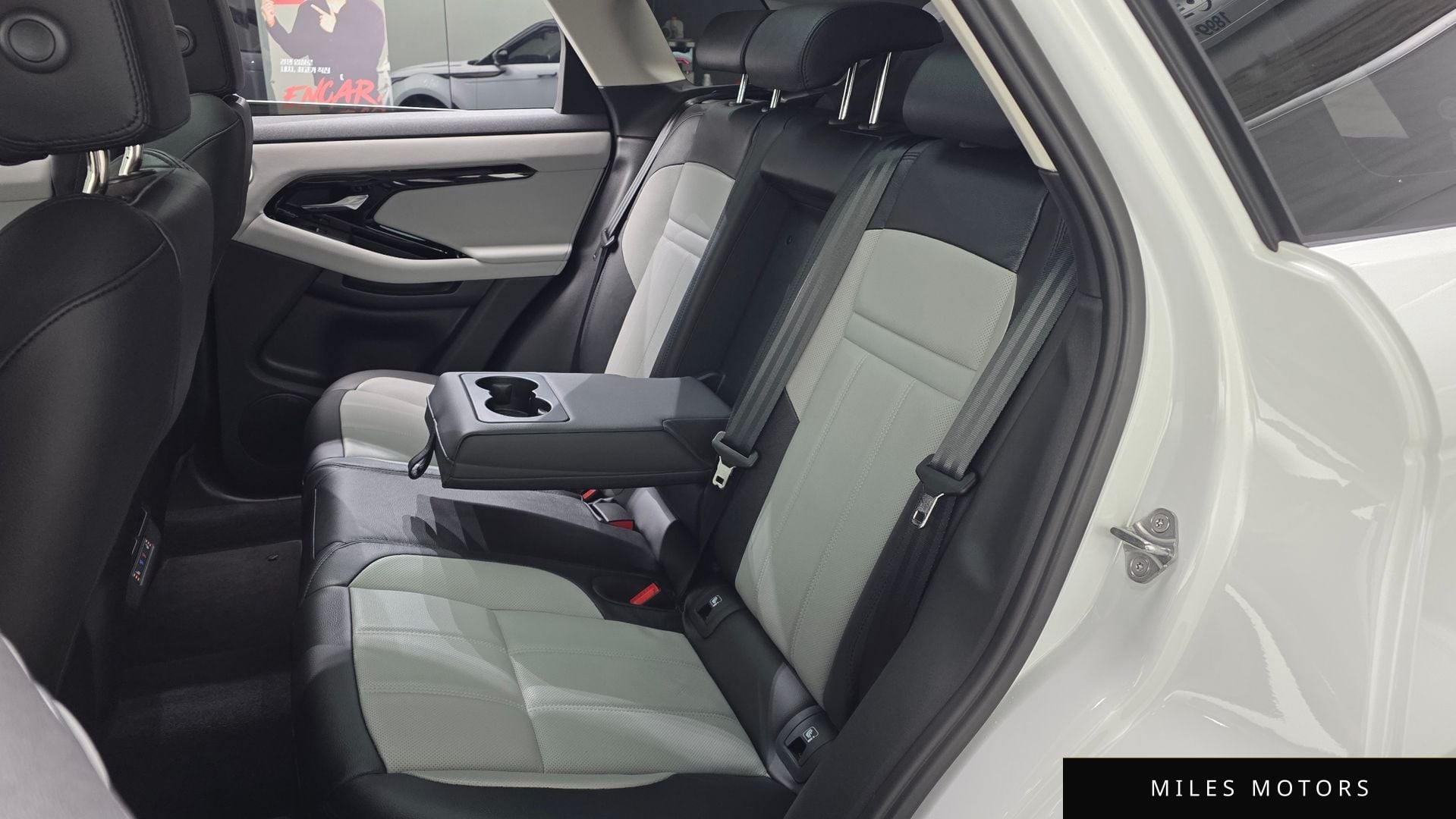 Land Rover Range Rover Evoque 2025 — миниатюра 5