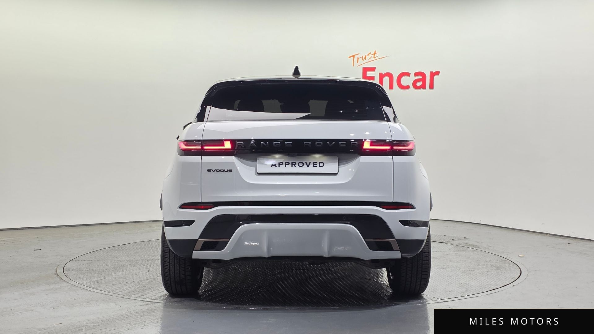 Land Rover Range Rover Evoque 2025 — миниатюра 7