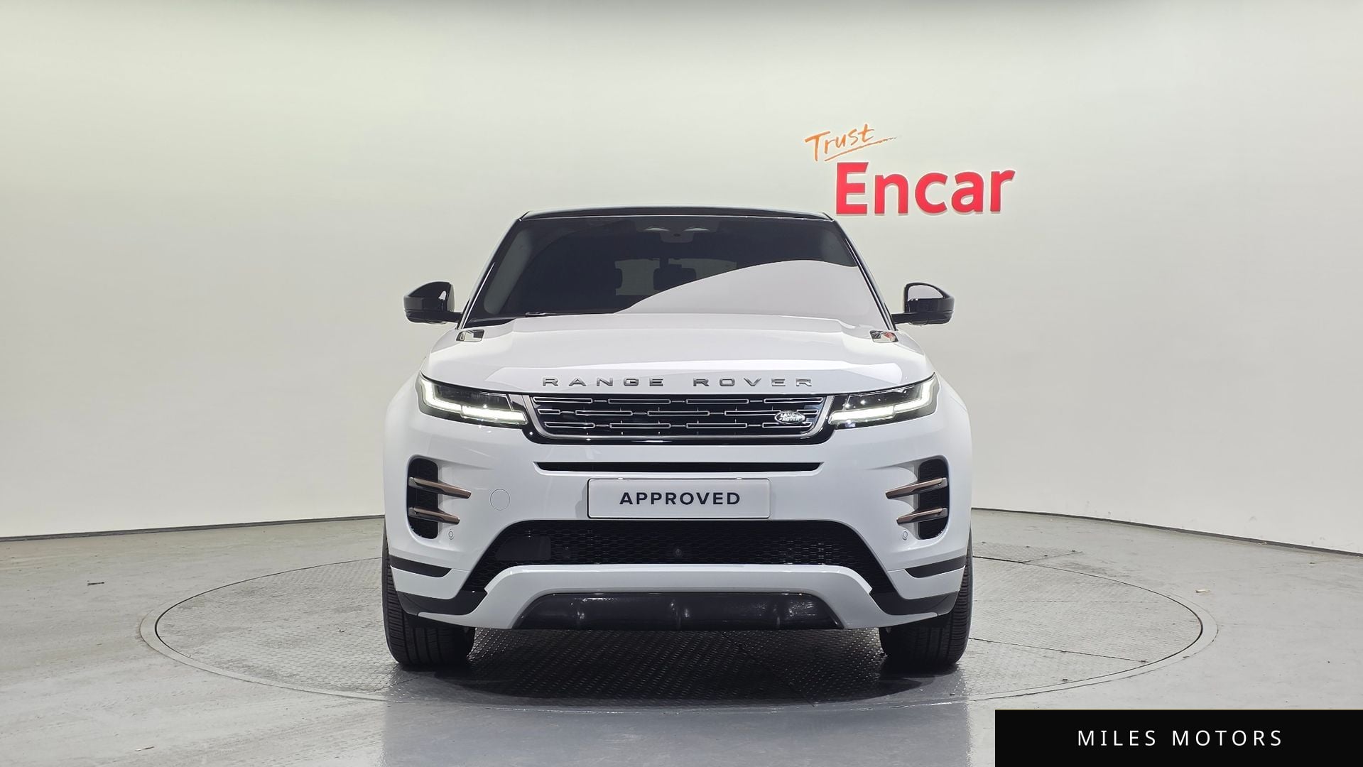 Land Rover Range Rover Evoque 2025 — миниатюра 8