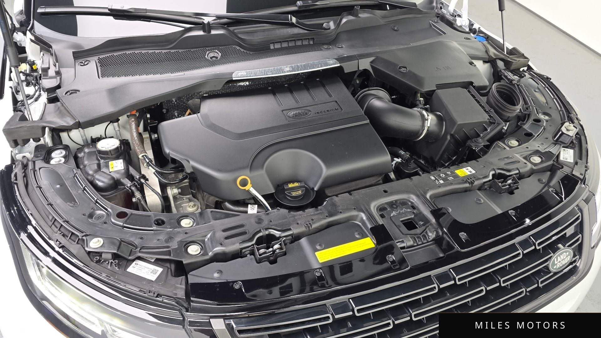 Land Rover Range Rover Evoque 2025 — миниатюра 10
