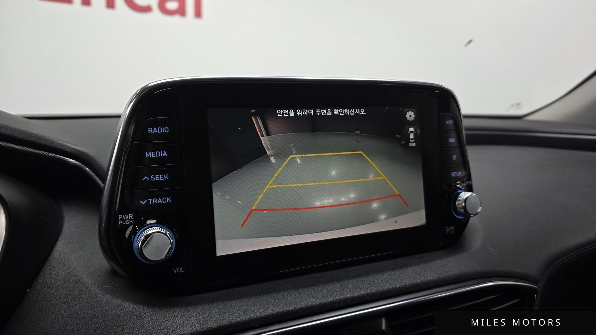 Hyundai Santafe 2019 — миниатюра 22