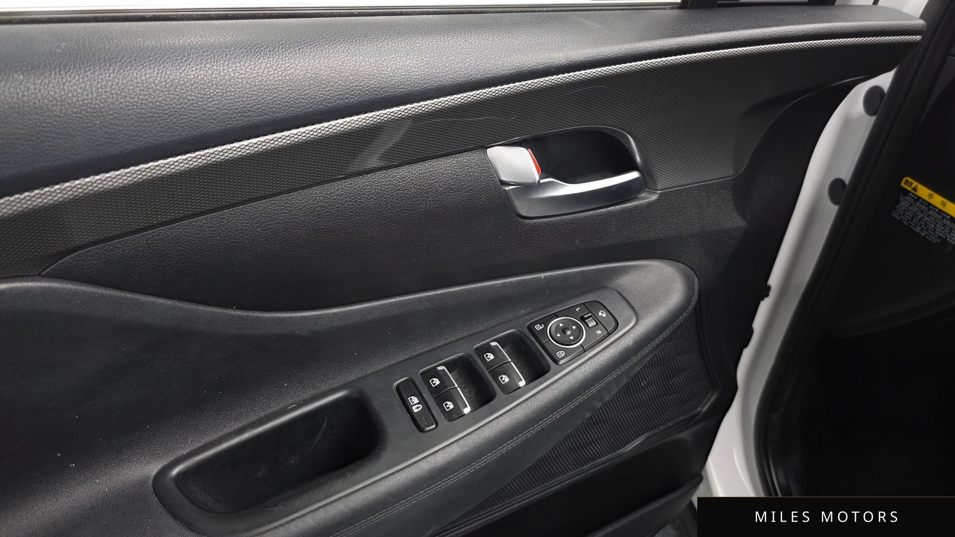 Hyundai Santafe 2019 — миниатюра 31