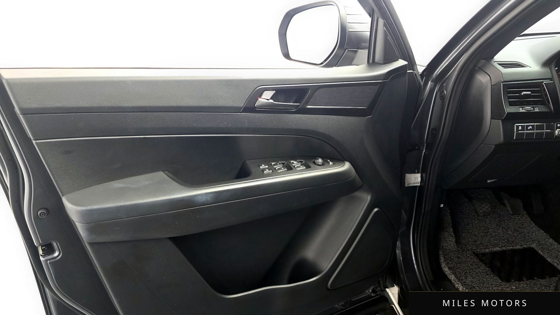 KG Mobility Rexton 2021 — миниатюра 14