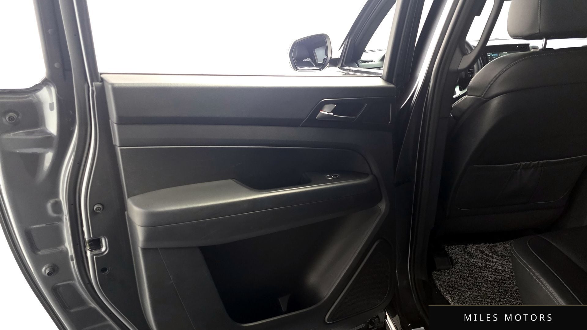 KG Mobility Rexton 2021 — миниатюра 15