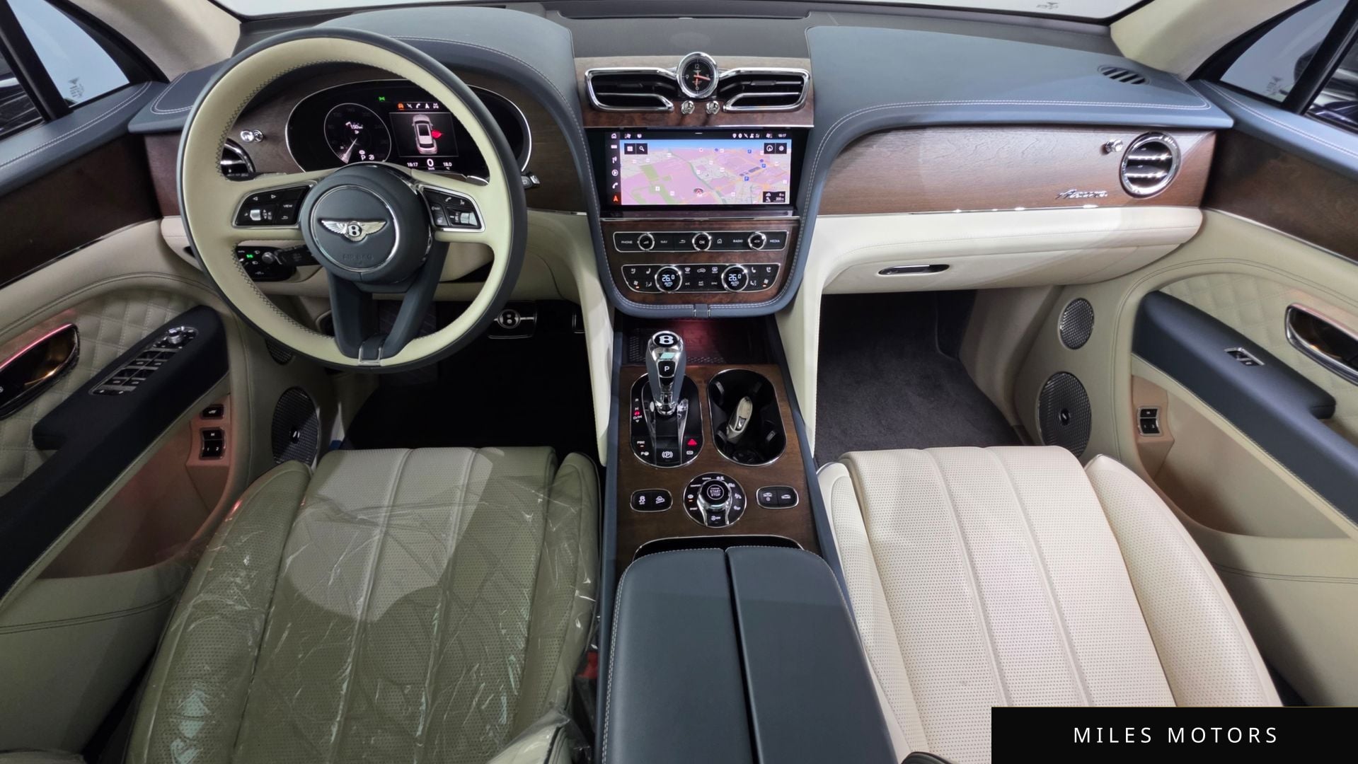 Bentley 벤테이가 2023 — миниатюра 7