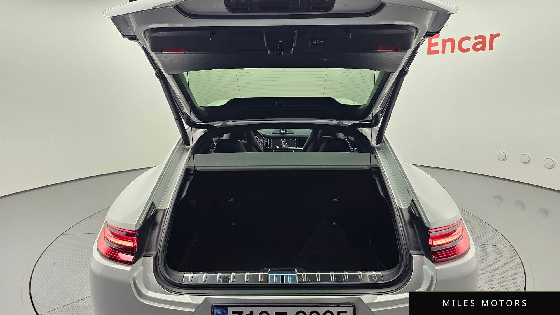 Porsche 파나메라 (971) 2020 — миниатюра 10