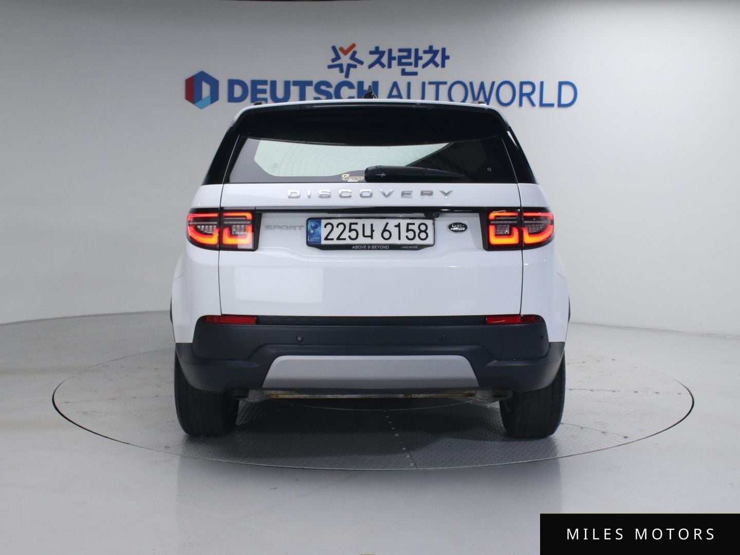 Land Rover Discovery Sport 2023 — миниатюра 4