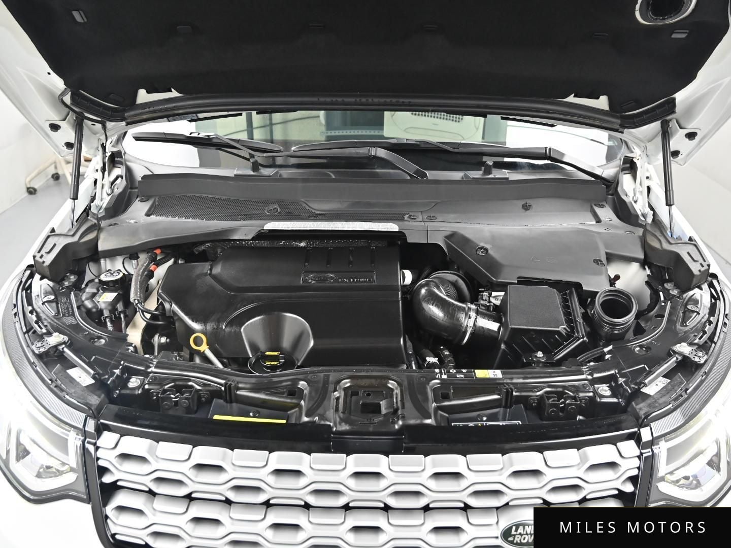 Land Rover Discovery Sport 2023 — миниатюра 6