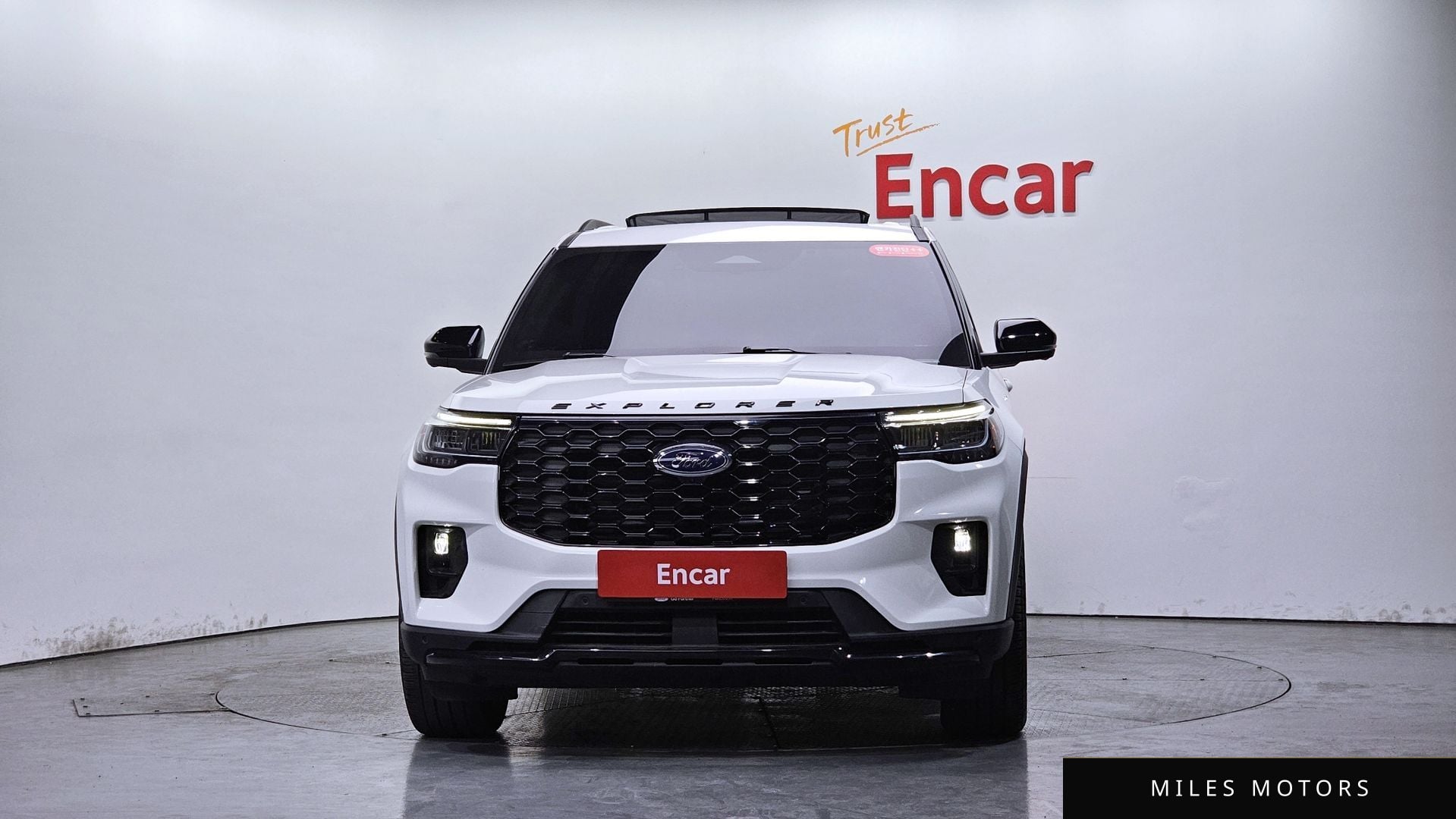 Ford Explorer 2025 — миниатюра 2
