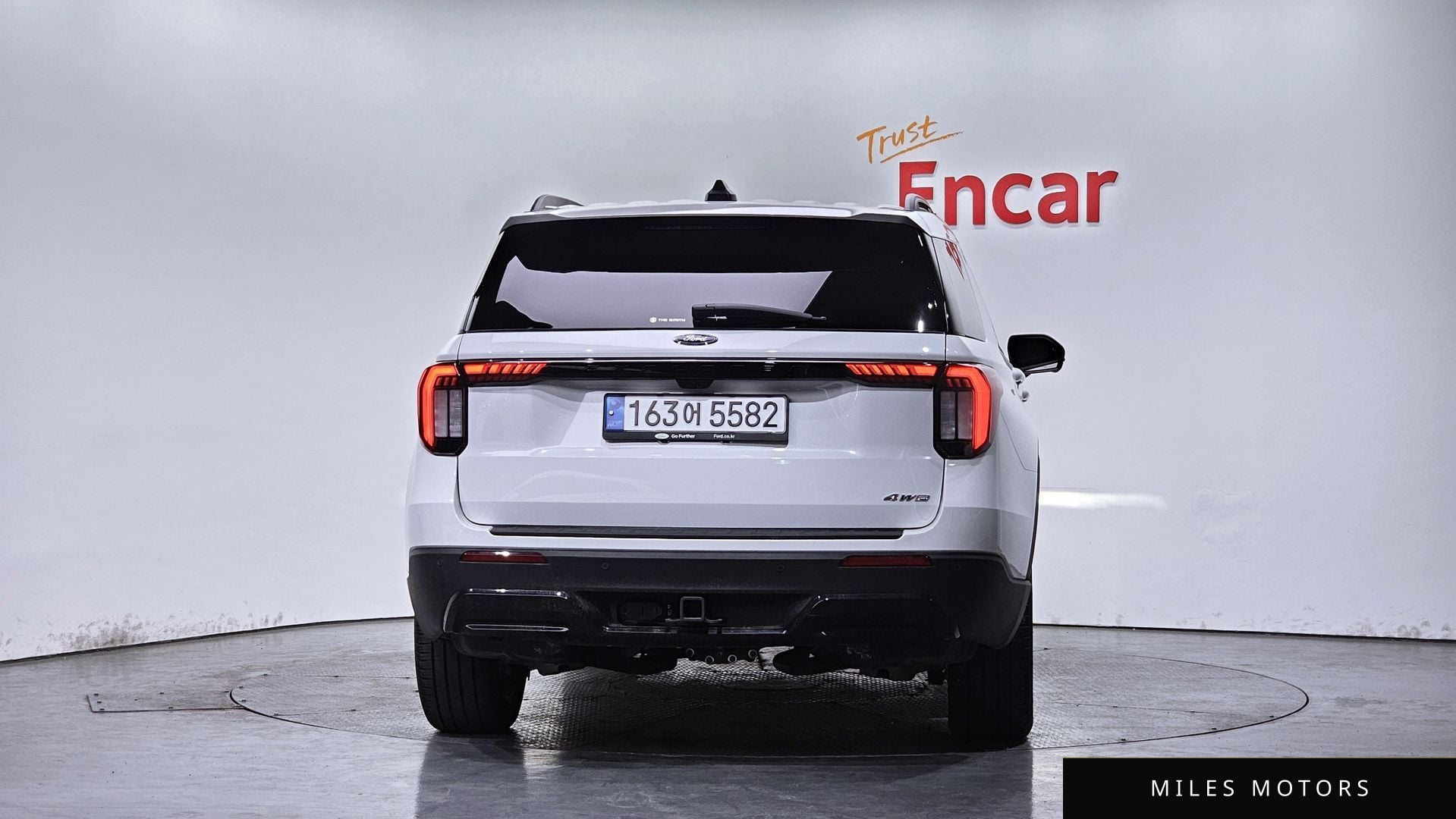 Ford Explorer 2025 — миниатюра 3