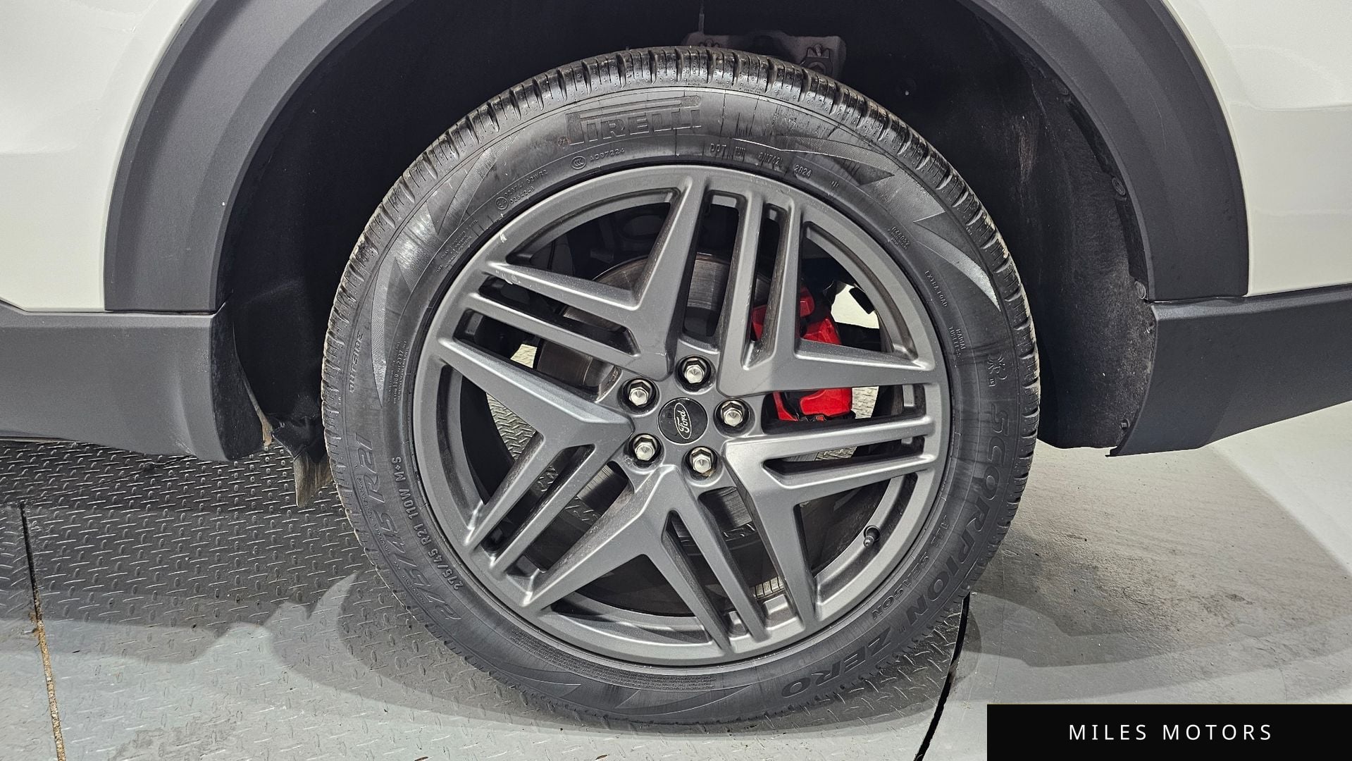 Ford Explorer 2025 — миниатюра 6