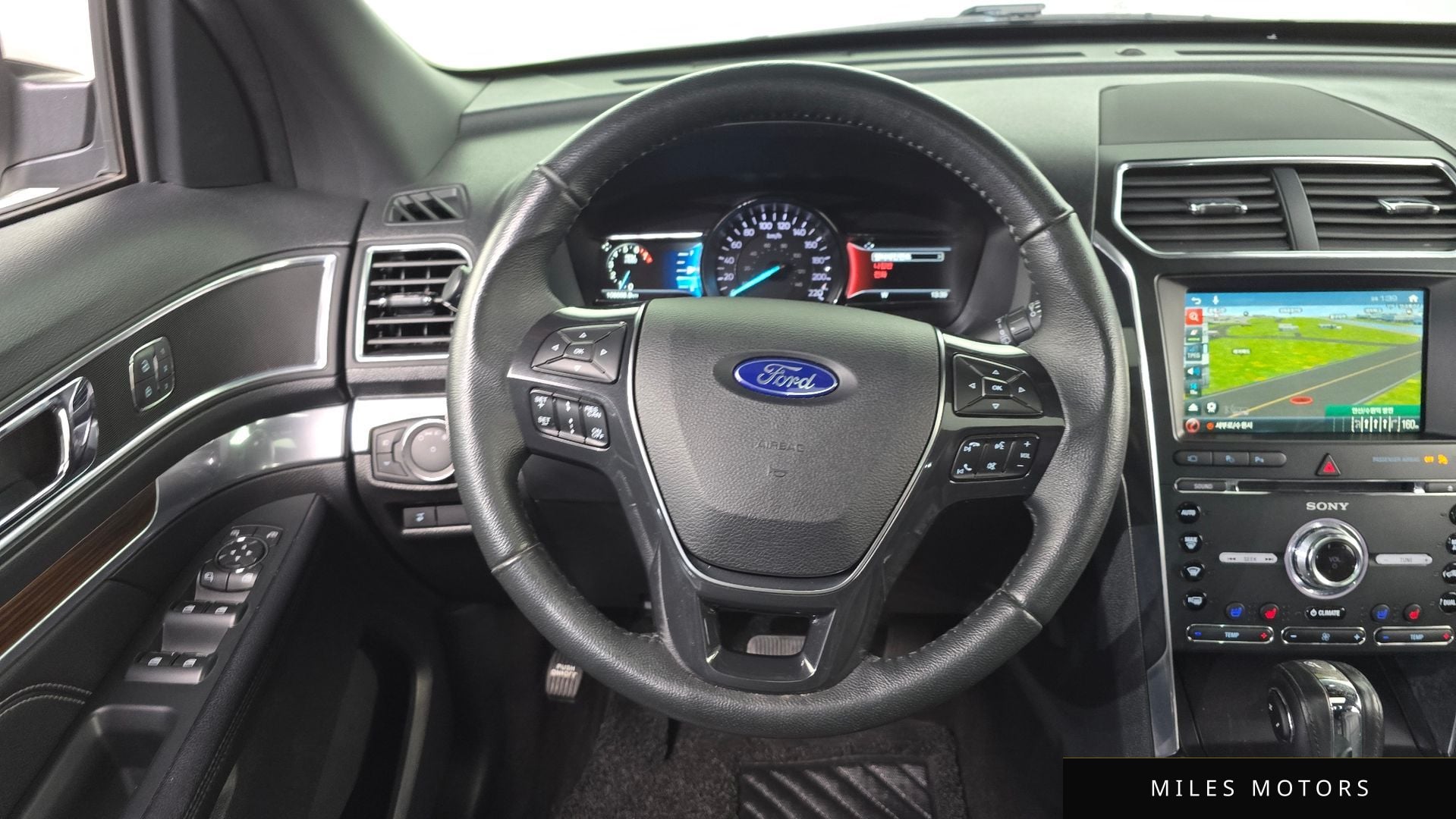 Ford 익스플로러 2018 — миниатюра 13