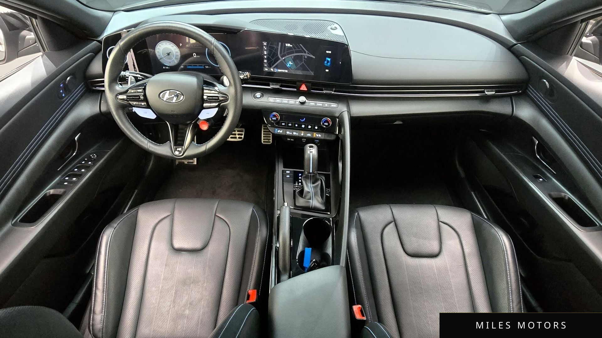 Hyundai AVANTE 2023 — миниатюра 10