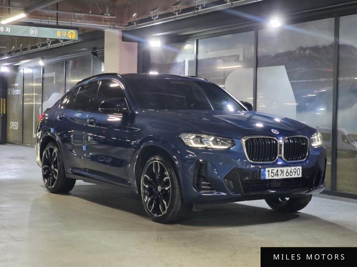 BMW X4 (G02) 2023 — миниатюра 2