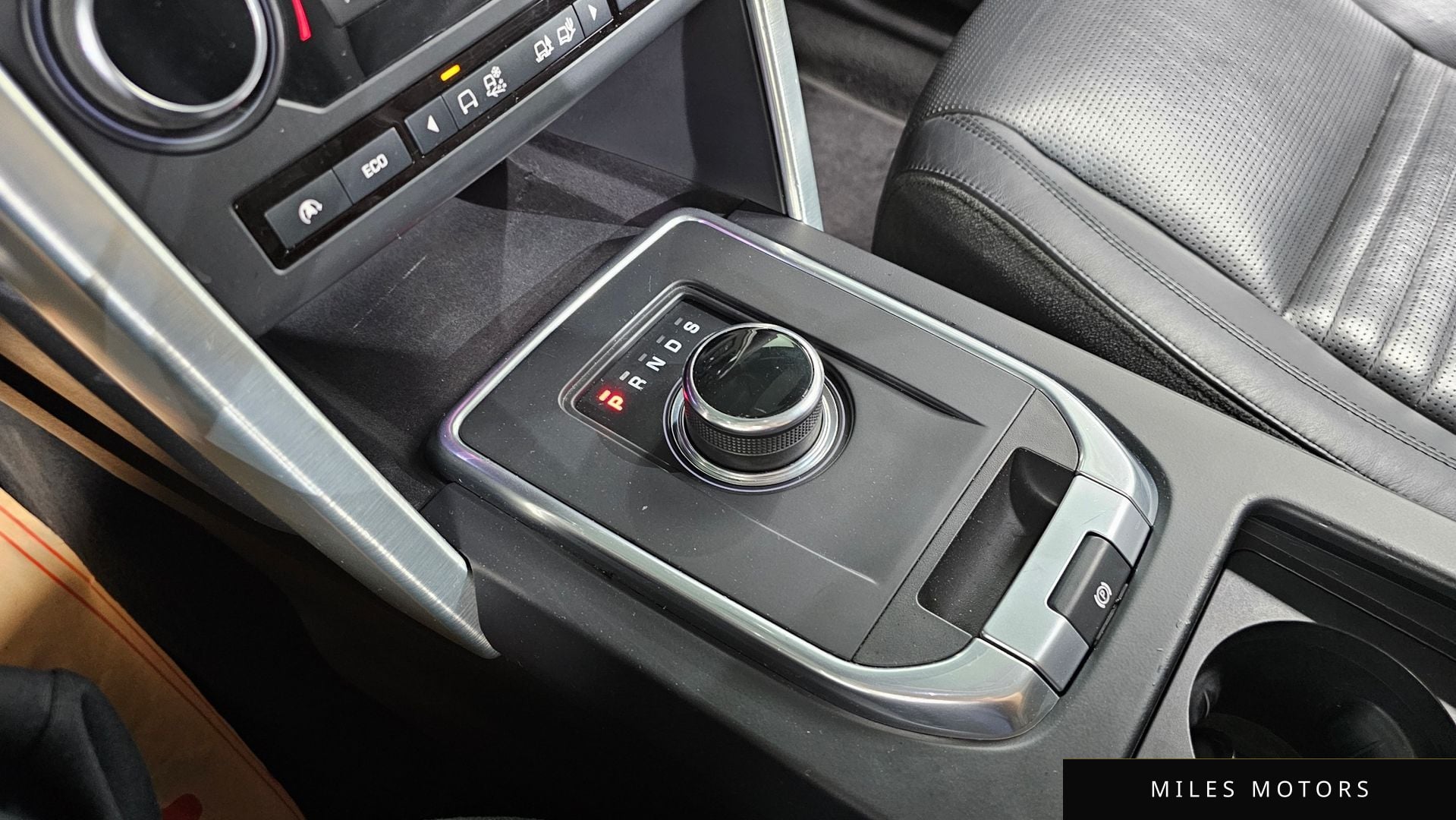 Land Rover Discovery Sport 2017 — миниатюра 9