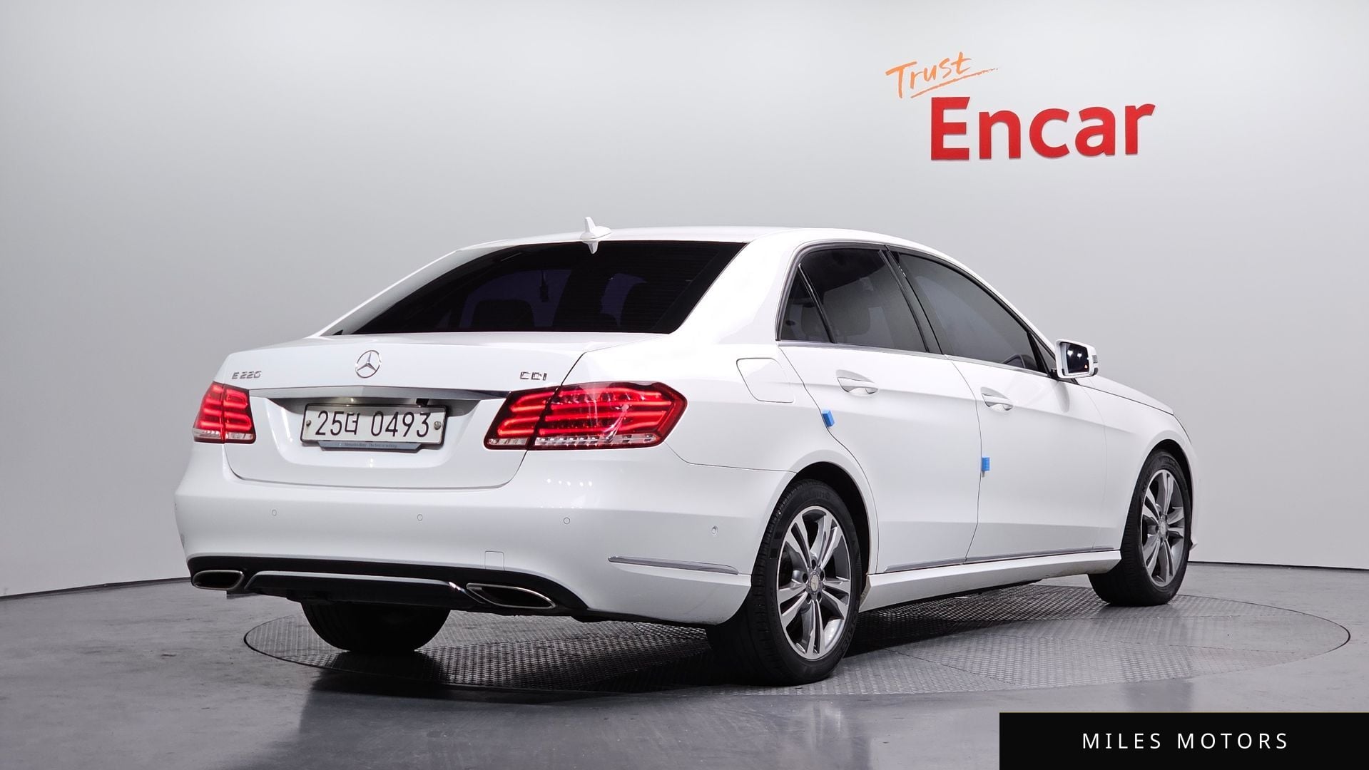 Mercedes-Benz E-Class W212 2015 — миниатюра 2
