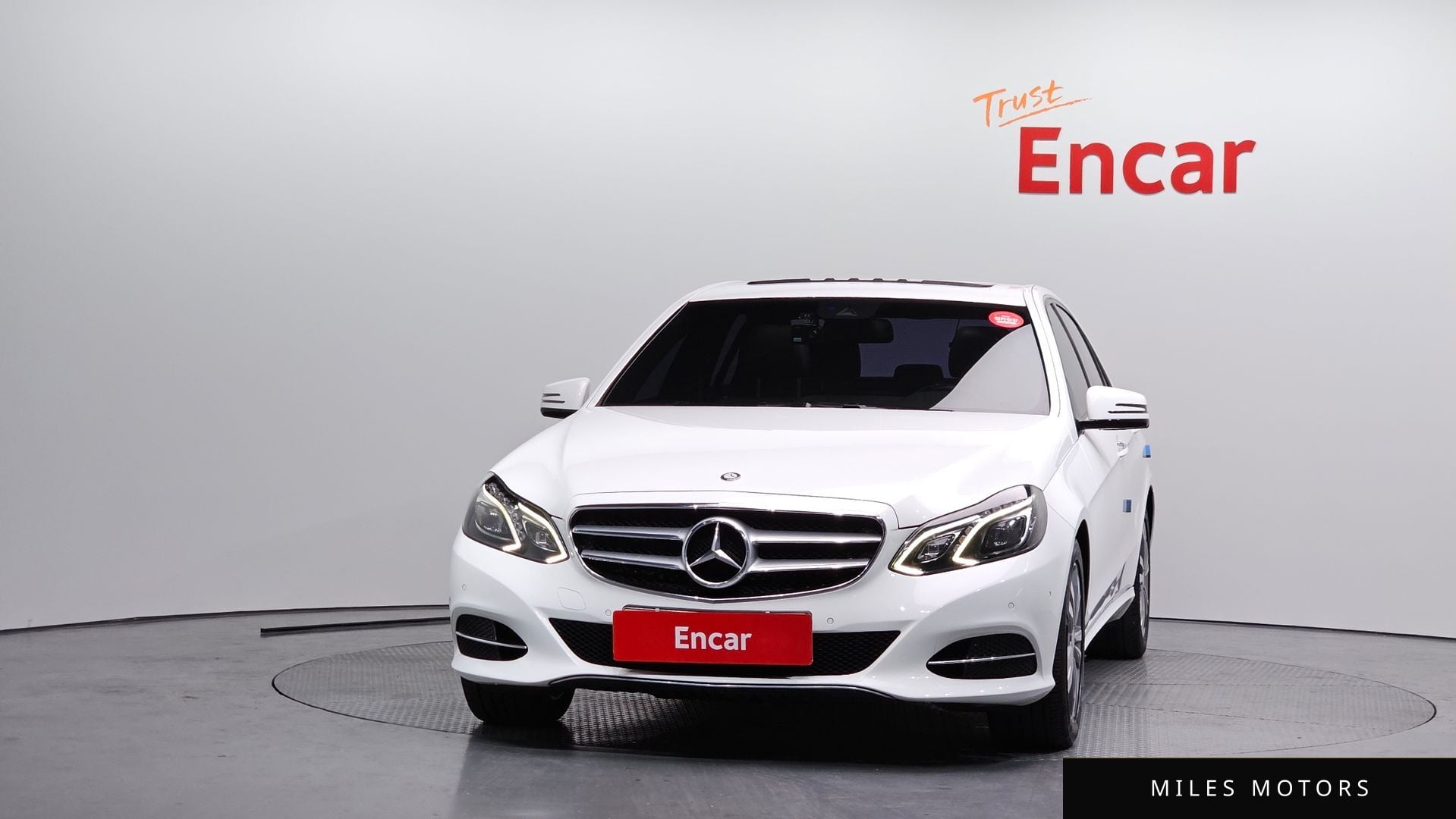 Mercedes-Benz E-Class W212 2015 — миниатюра 3