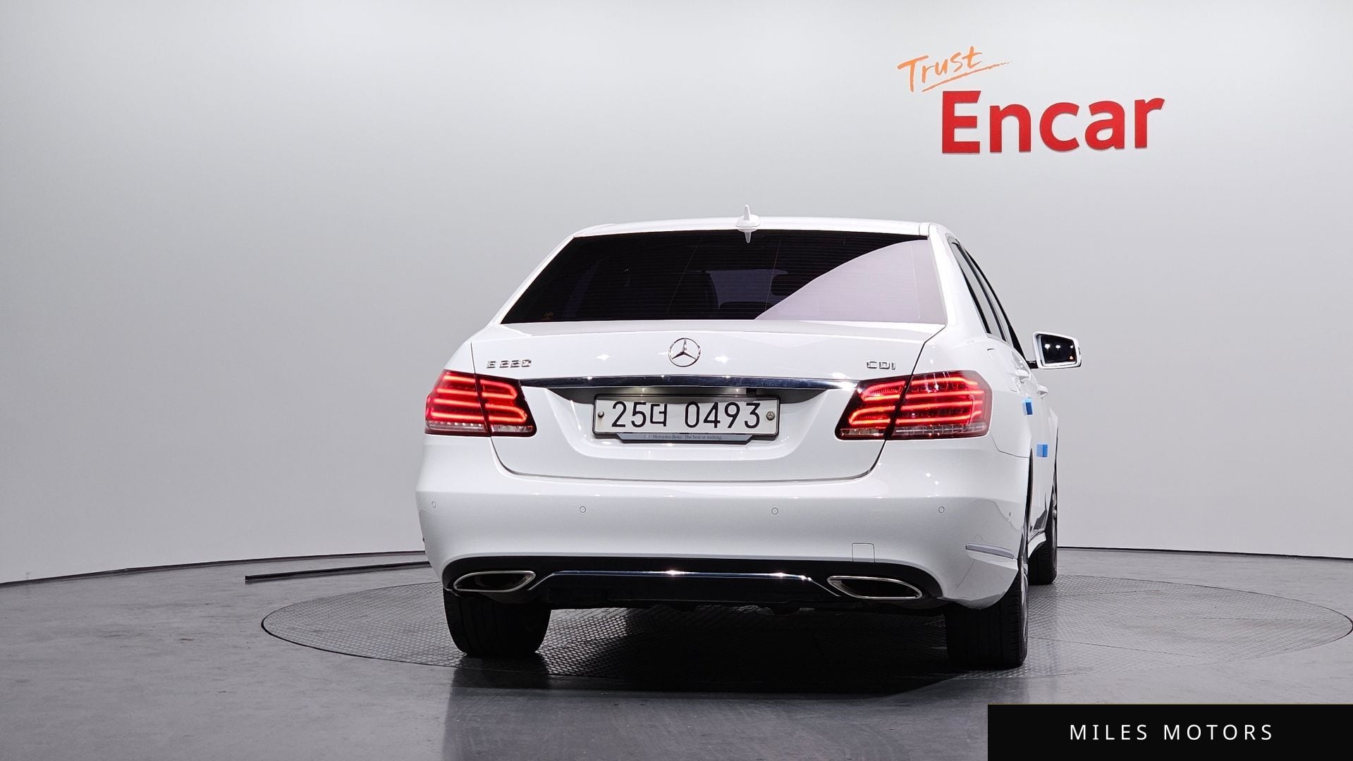 Mercedes-Benz E-Class W212 2015 — миниатюра 4