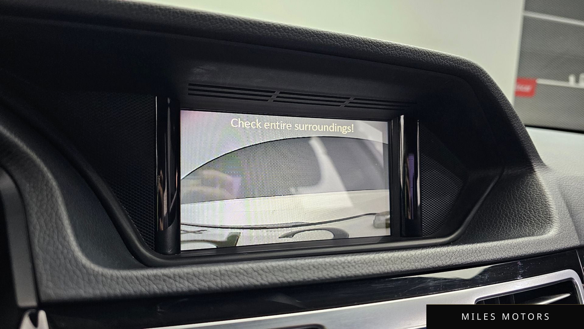 Mercedes-Benz E-Class W212 2015 — миниатюра 15