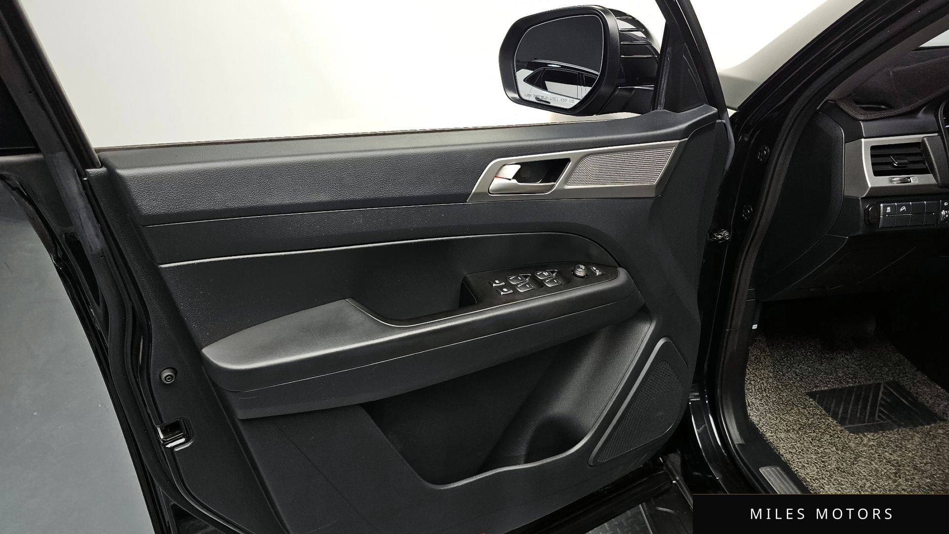 KG Mobility Rexton 2019 — миниатюра 13