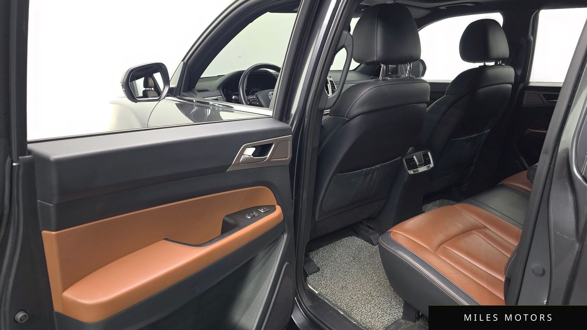 KG Mobility Rexton 2019 — миниатюра 11