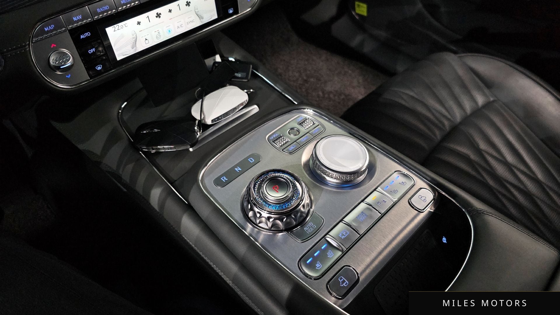 Genesis G90 (RS4) 2022 — миниатюра 12