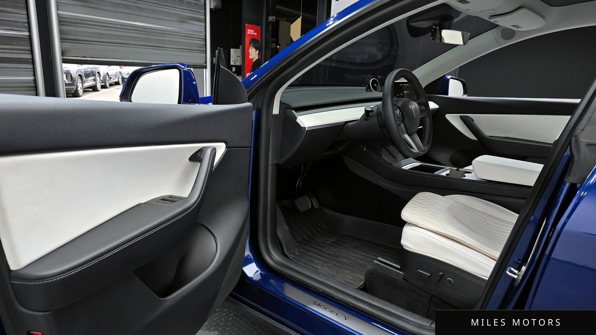 Tesla 모델 Y 2021 — миниатюра 10