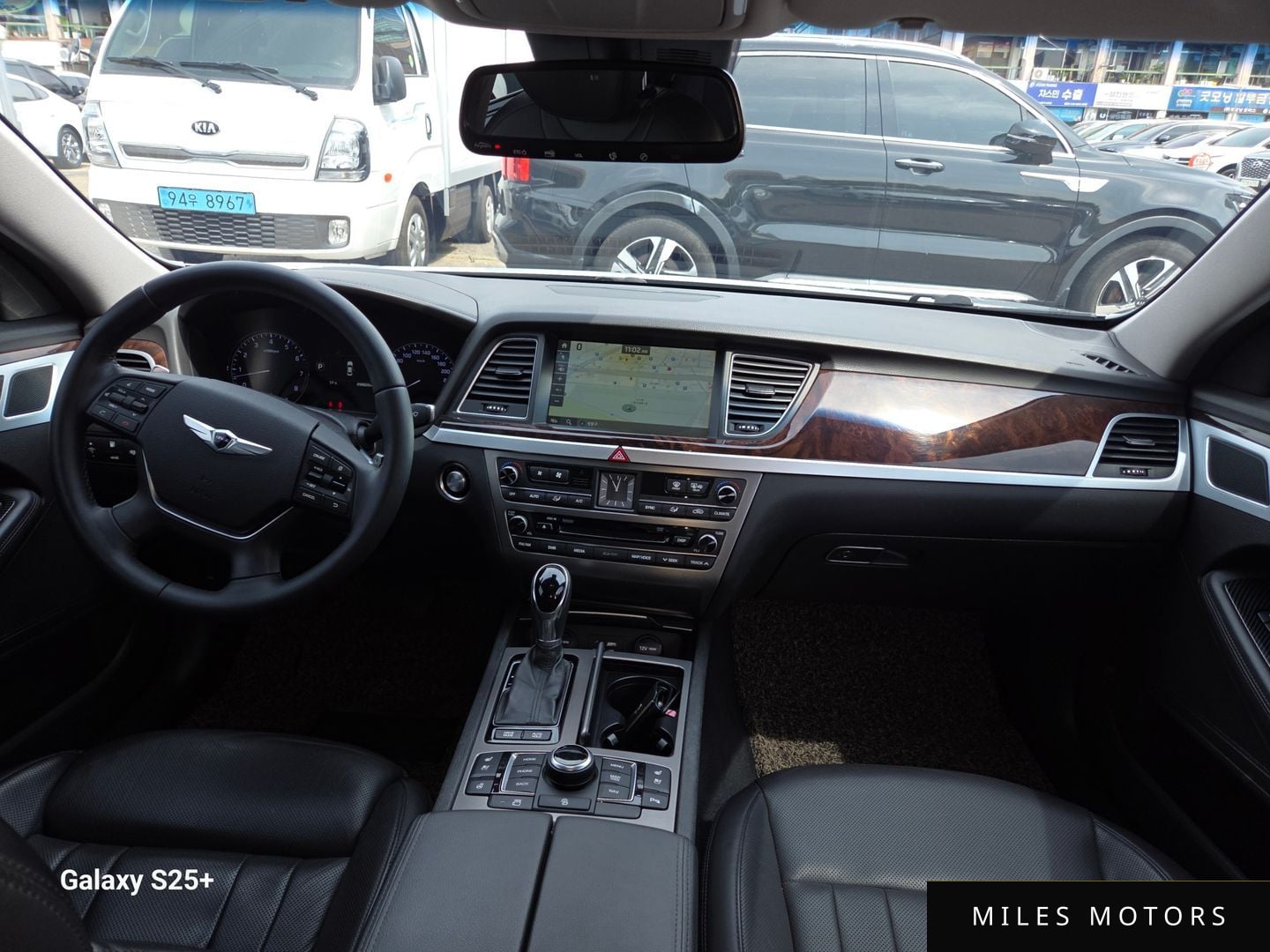 Hyundai Genesis 2015 — миниатюра 9