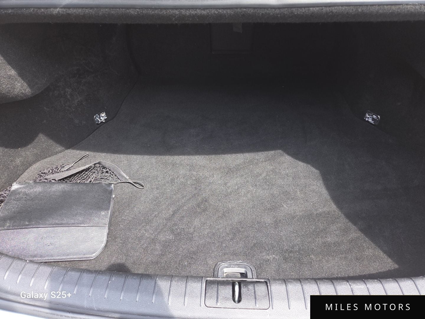Hyundai Genesis 2015 — миниатюра 12