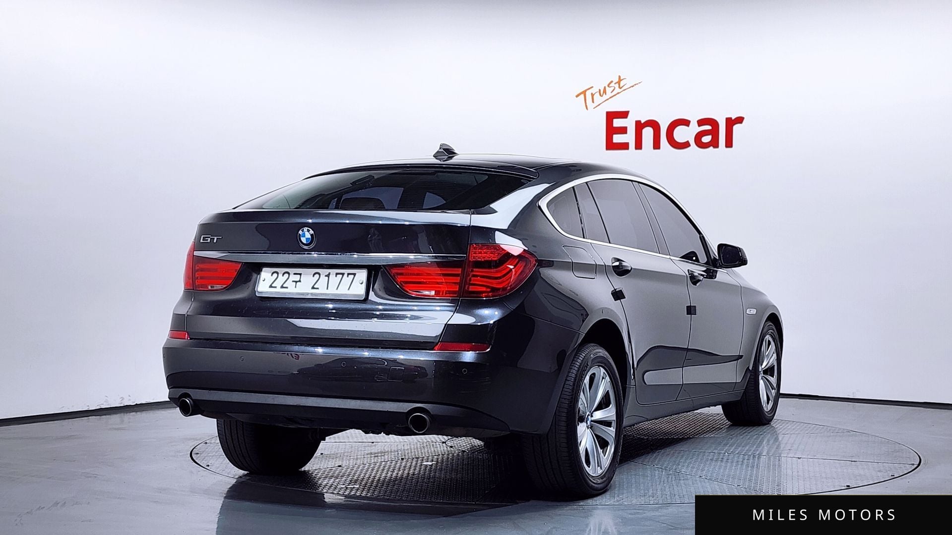 BMW 5 Series GT (F07) 2010 — миниатюра 2