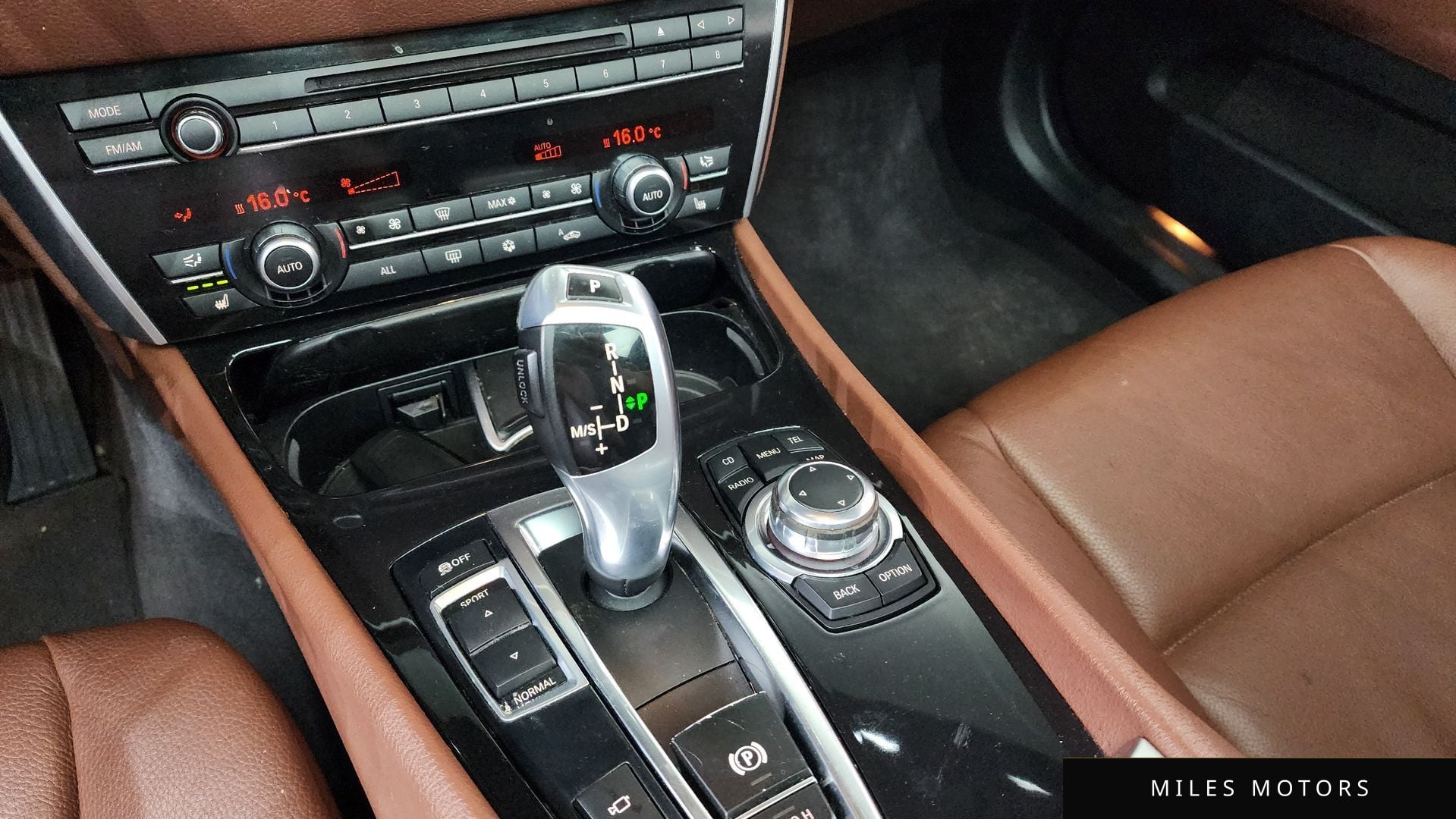 BMW 5 Series GT (F07) 2010 — миниатюра 9