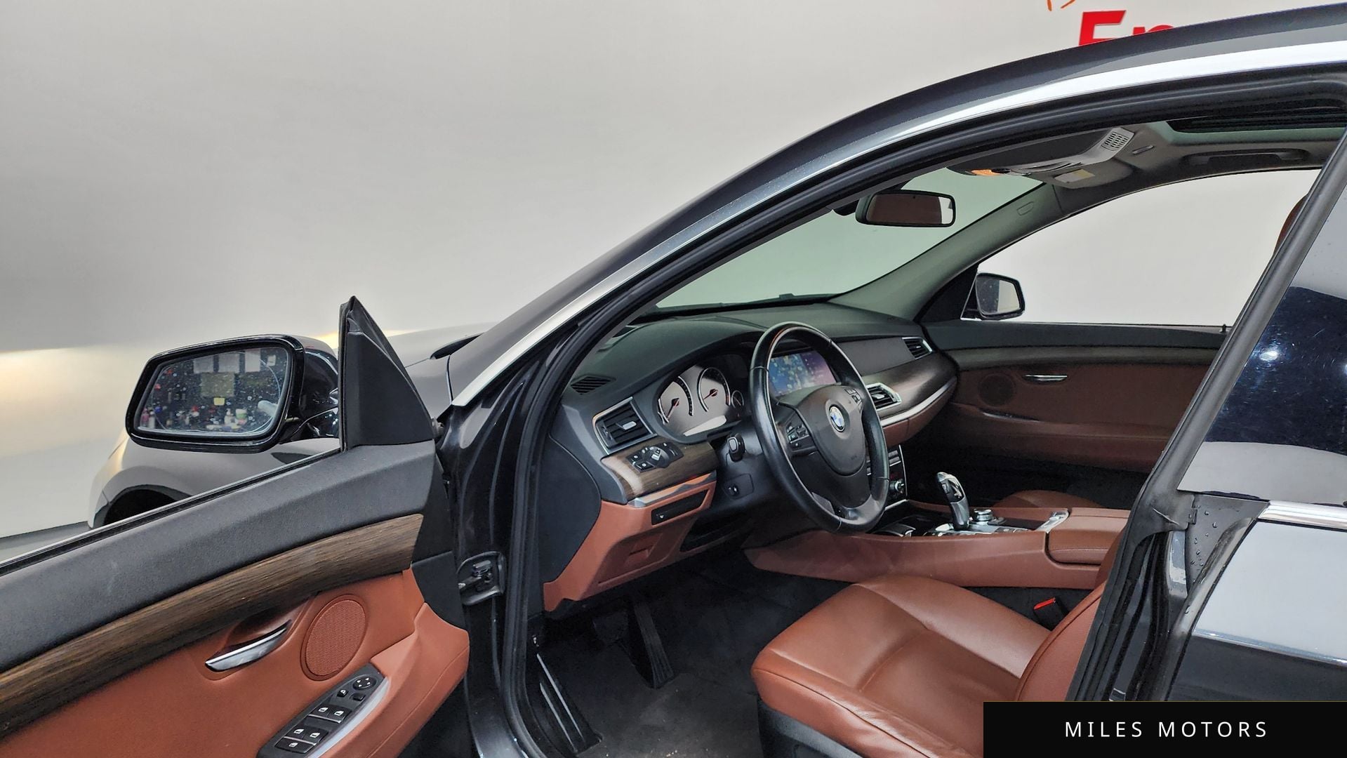 BMW 5 Series GT (F07) 2010 — миниатюра 10