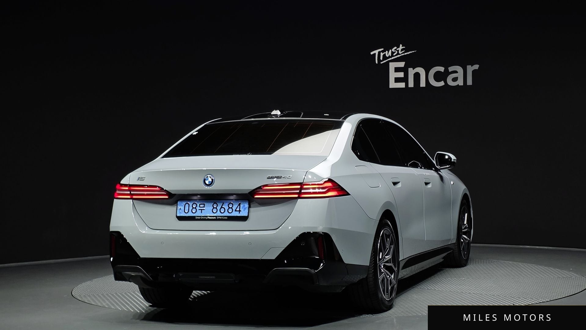 BMW i5 (G60) 2024 — миниатюра 2