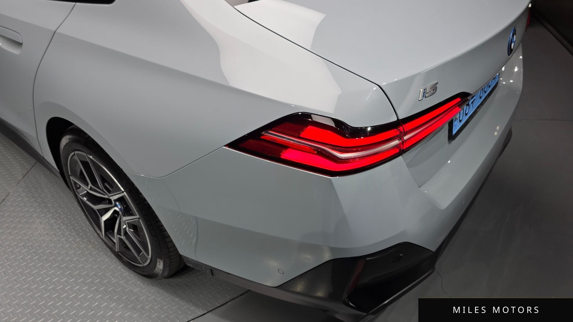 BMW i5 (G60) 2024 — миниатюра 9