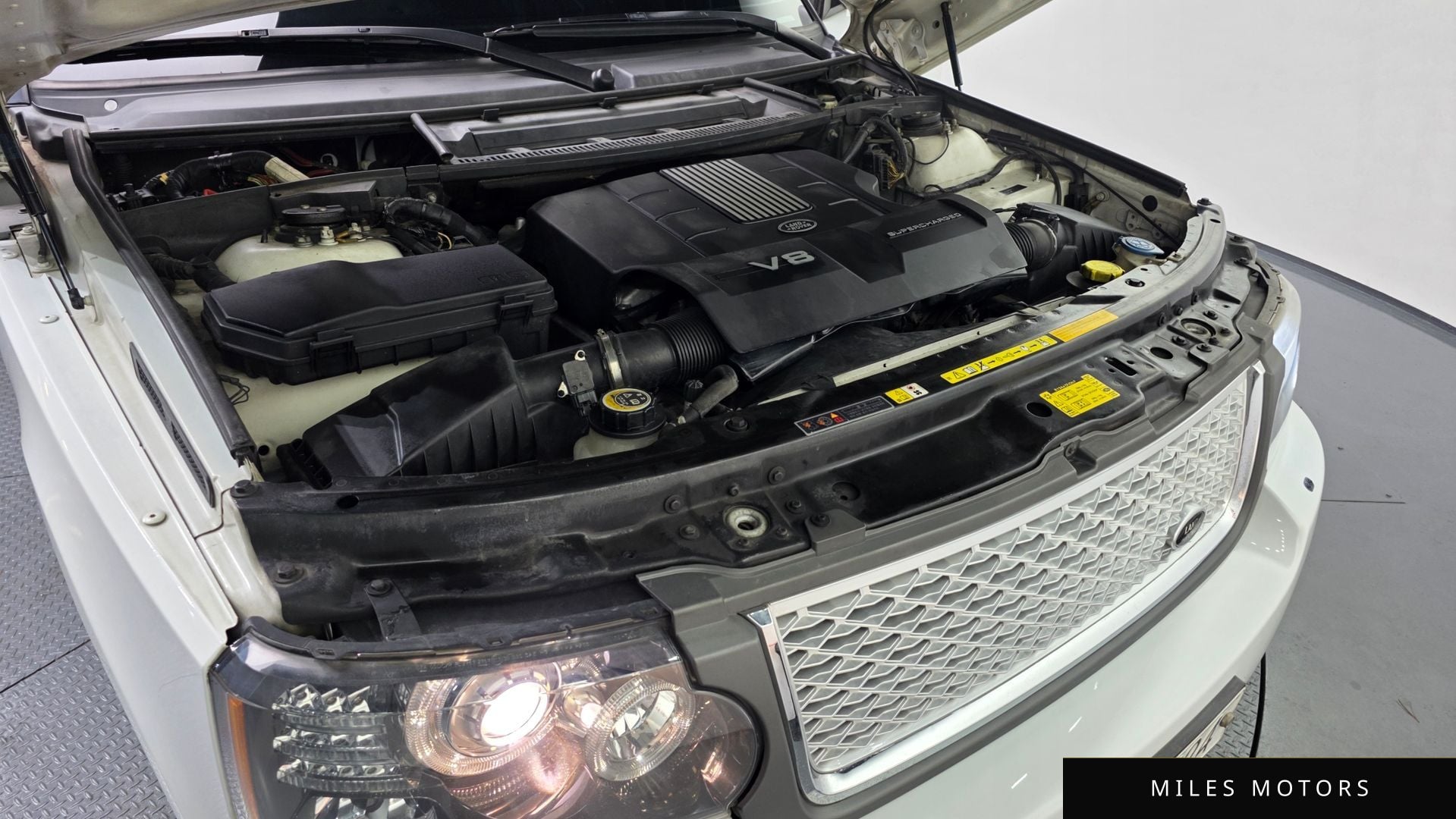 Land Rover Range Rover 2011 — миниатюра 6