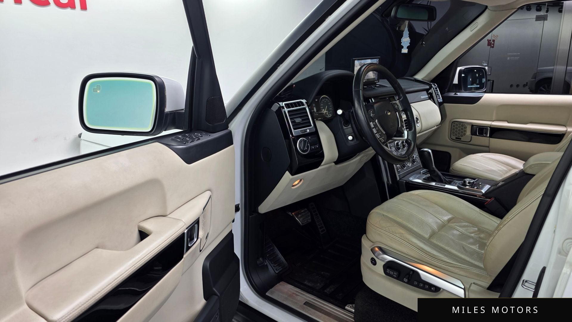 Land Rover Range Rover 2011 — миниатюра 10