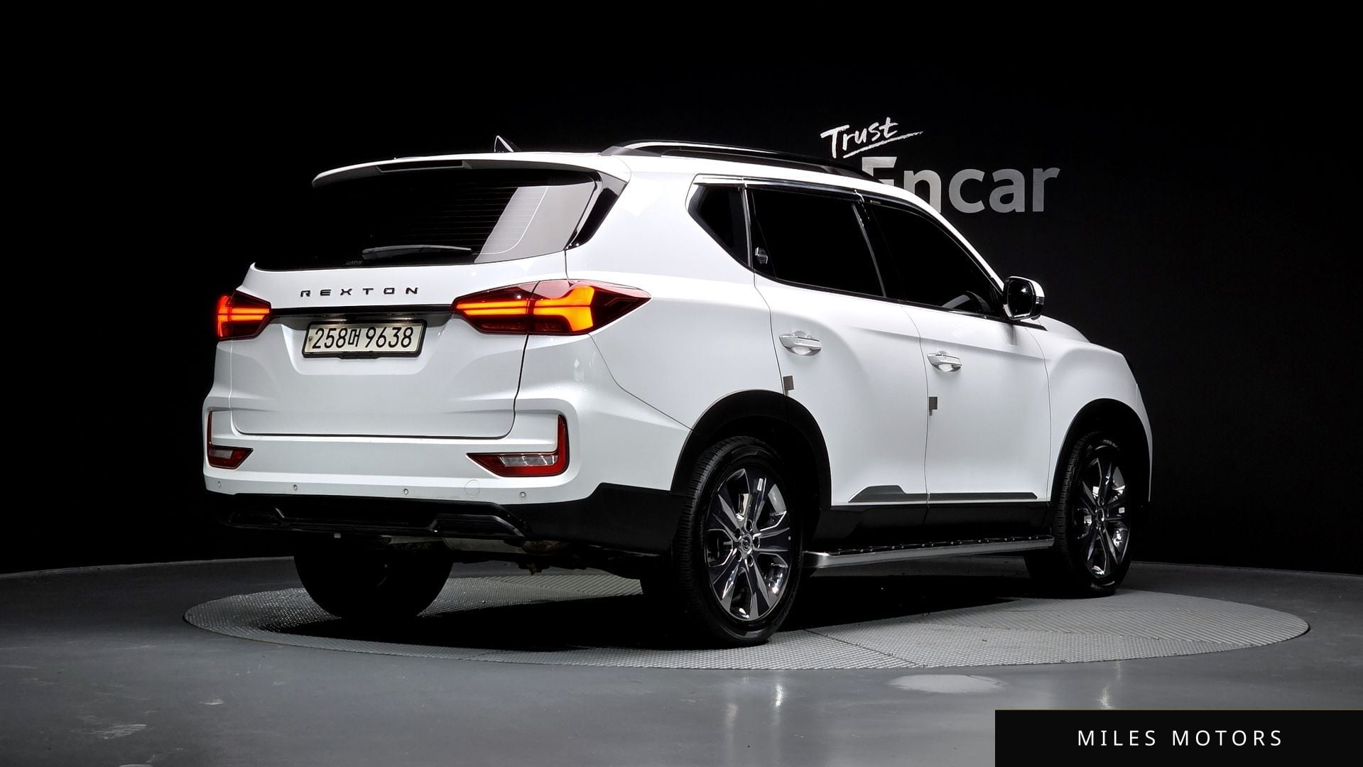 KG Mobility Rexton 2023 — миниатюра 2