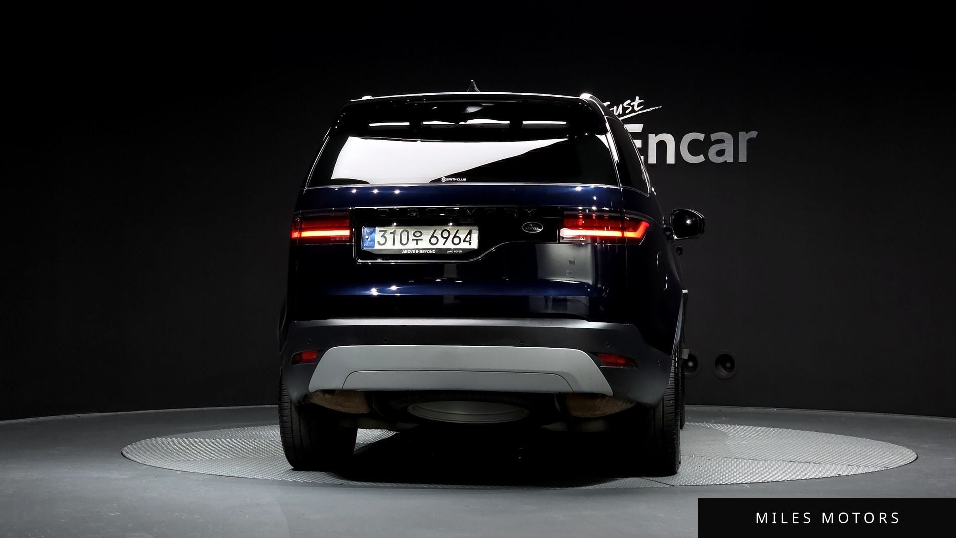 Land Rover Discovery 2022 — миниатюра 4