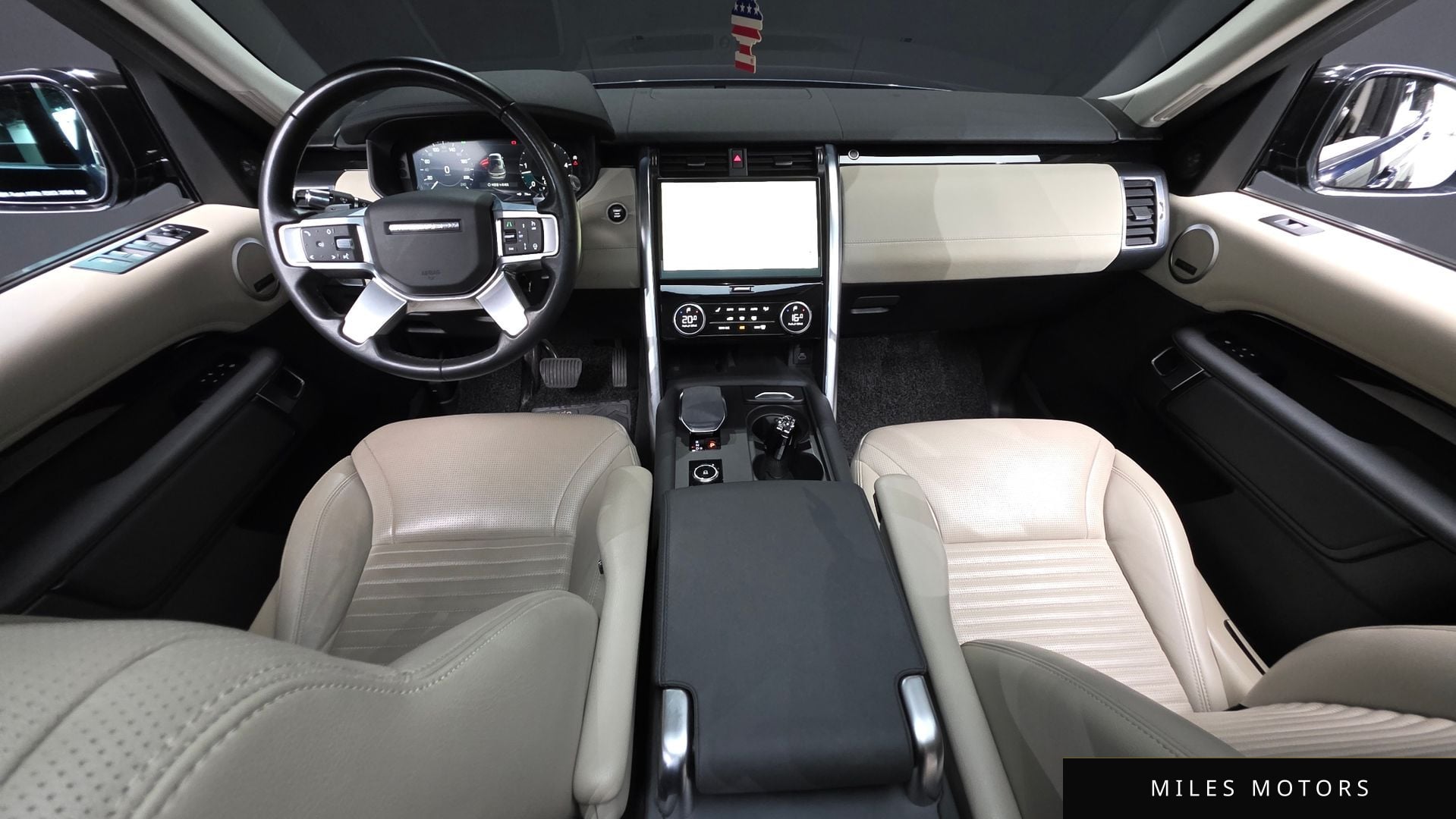 Land Rover Discovery 2022 — миниатюра 7