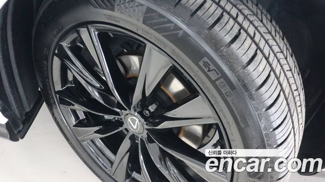 Лексус NX450h+ 2025 — миниатюра 5