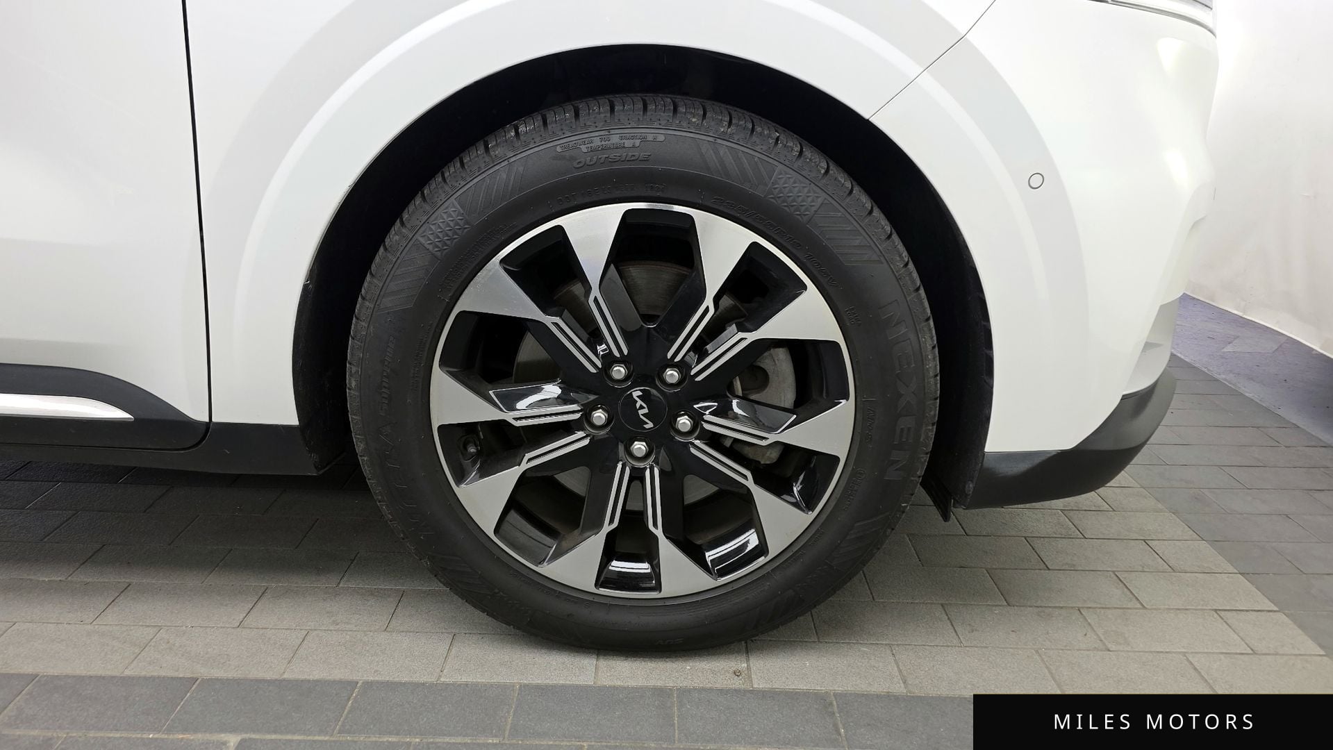 Kia Carnival 2023 — миниатюра 7
