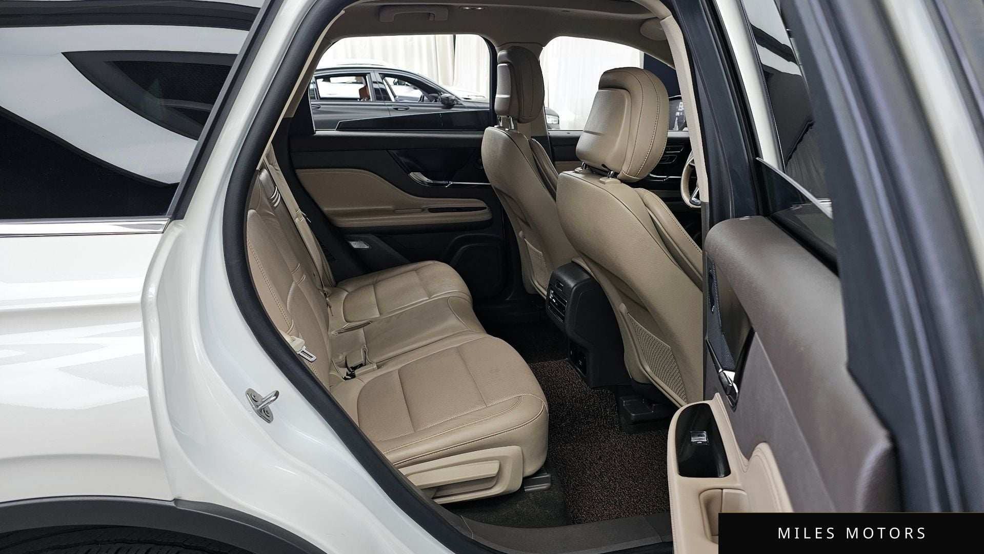 Lincoln 코세어 2020 — миниатюра 18