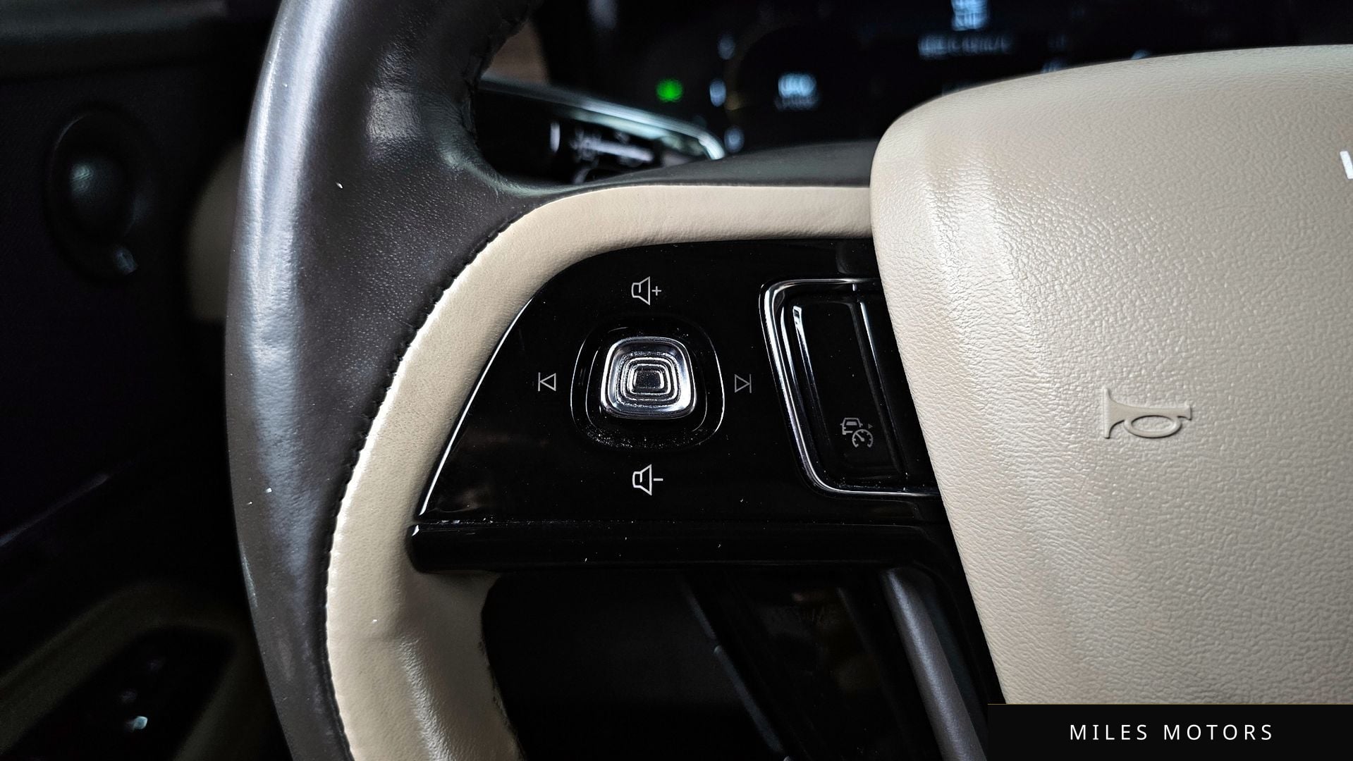 Lincoln 코세어 2020 — миниатюра 31