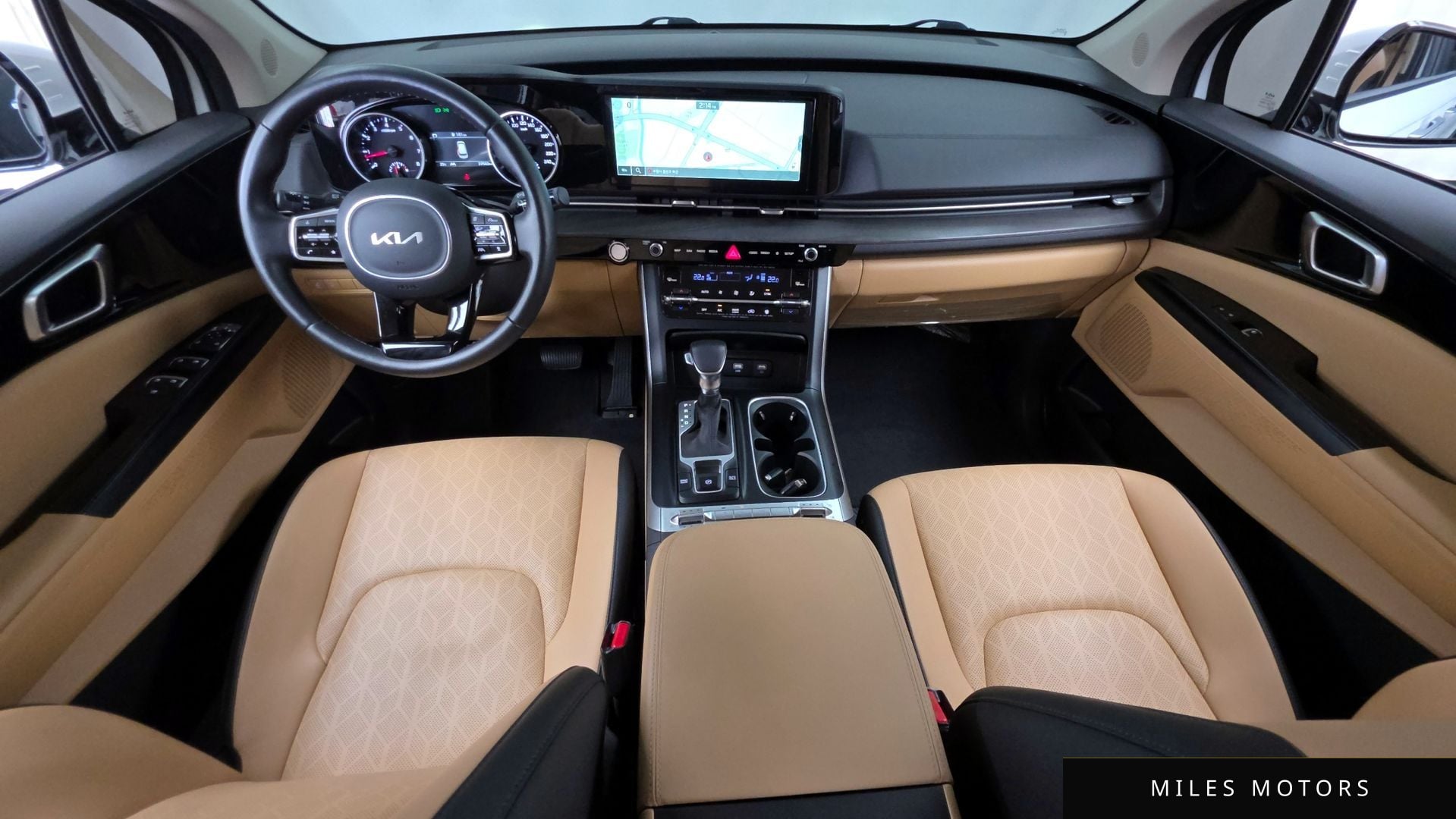 Kia Carnival 2023 — миниатюра 10