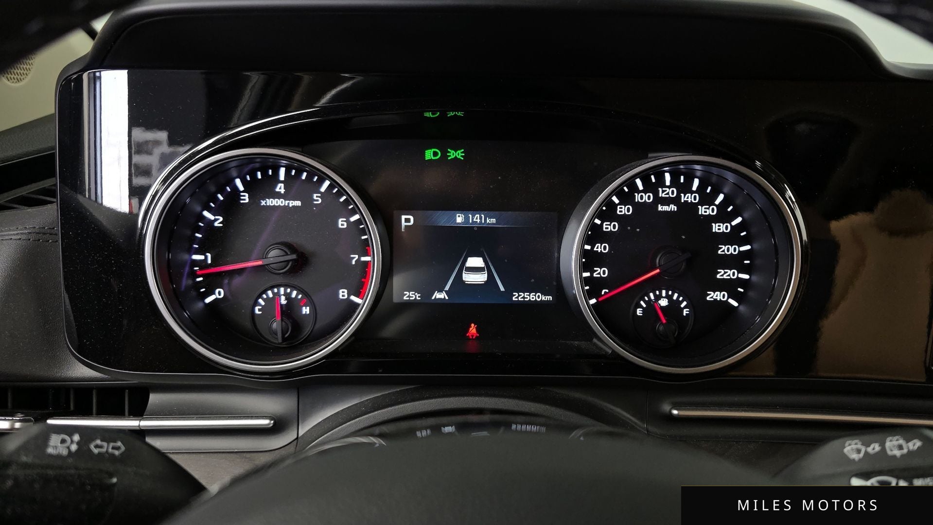 Kia Carnival 2023 — миниатюра 11