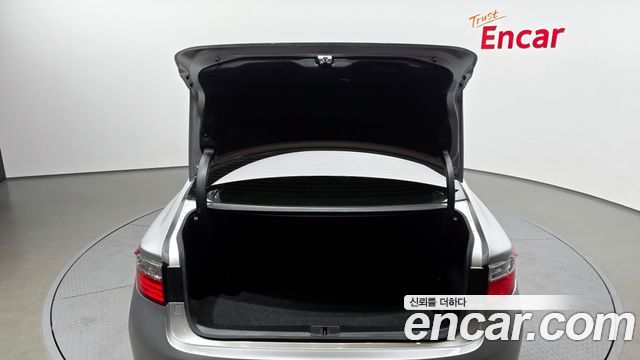 Лексус ES300h 2015 — миниатюра 20