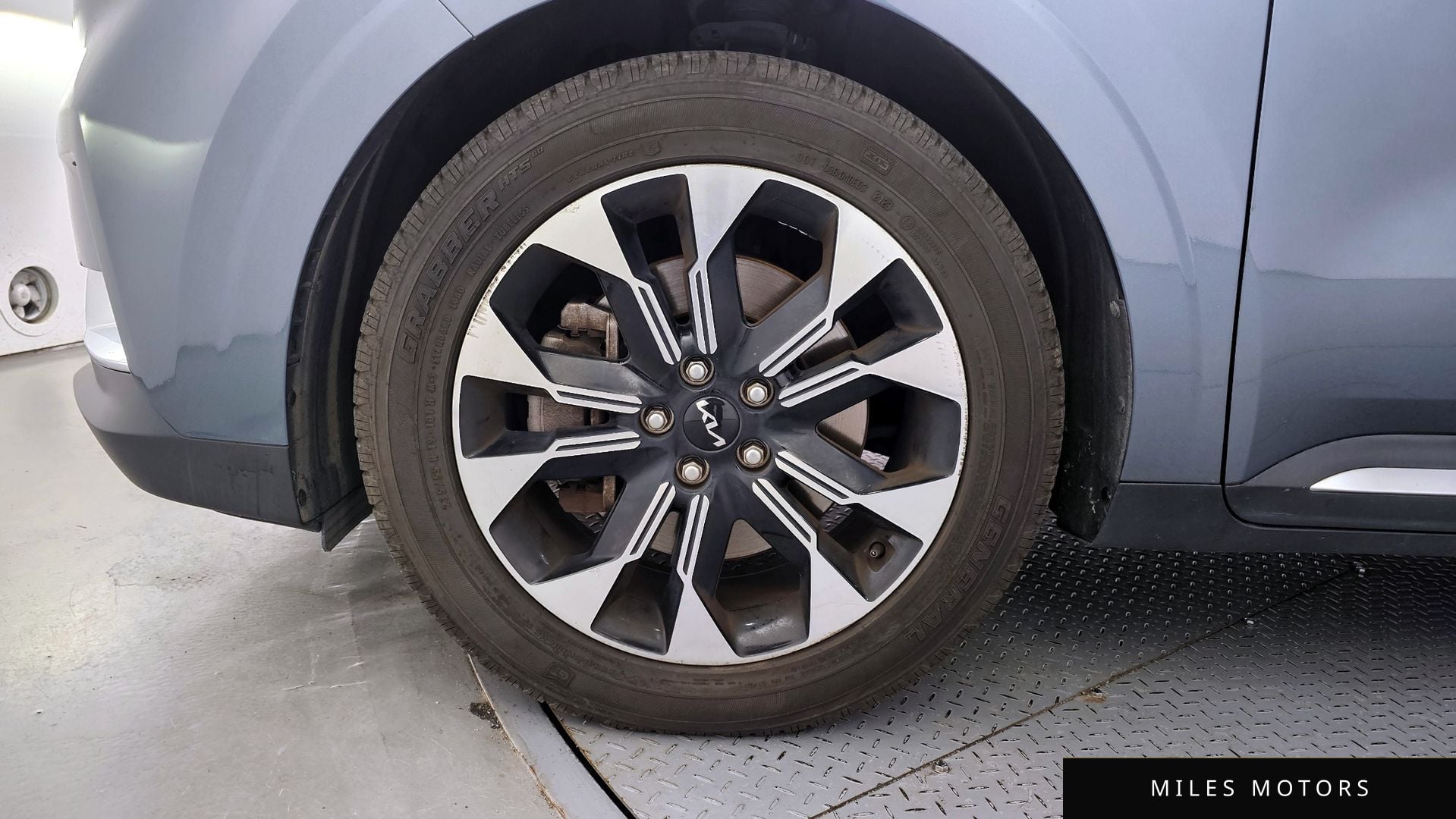 Kia Carnival 2021 — миниатюра 5