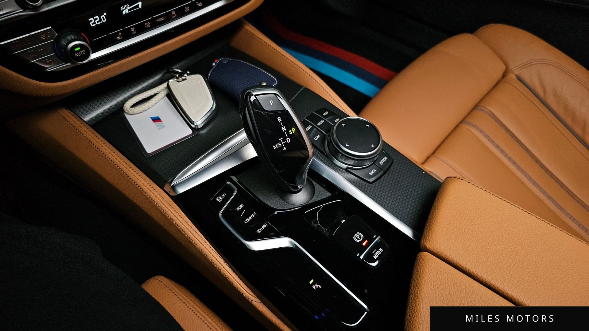 BMW 5 Series (G30) 2023 — миниатюра 12