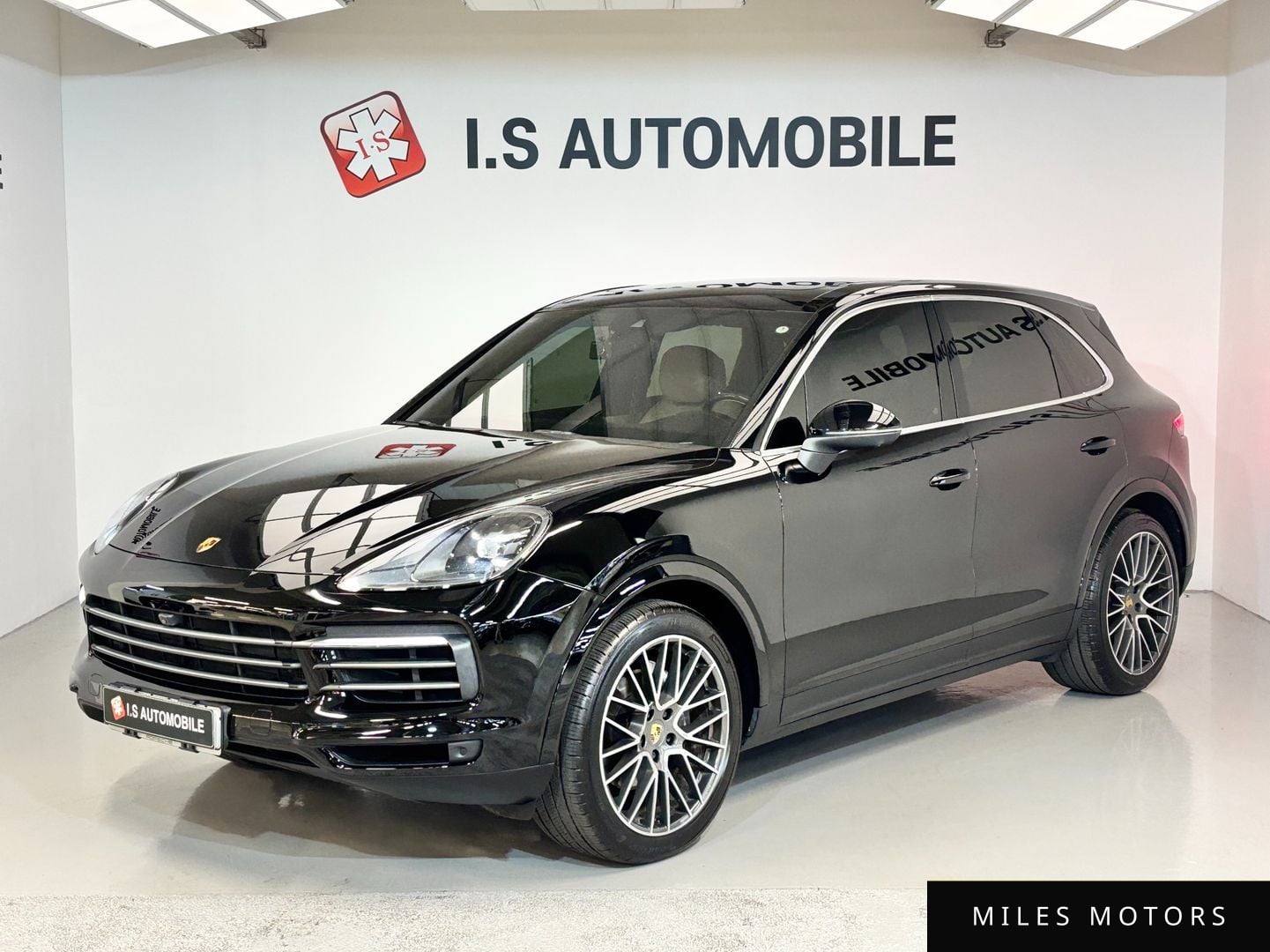 Porsche Cayenne 2021 — фото 1 из 12