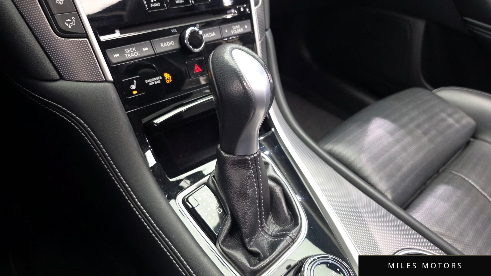 Infiniti Q50 2015 — миниатюра 9